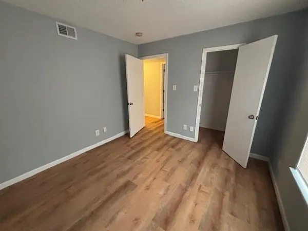 $2,000 | 5025 Winder Court, Unit C, North Richland Hills, TX 76180