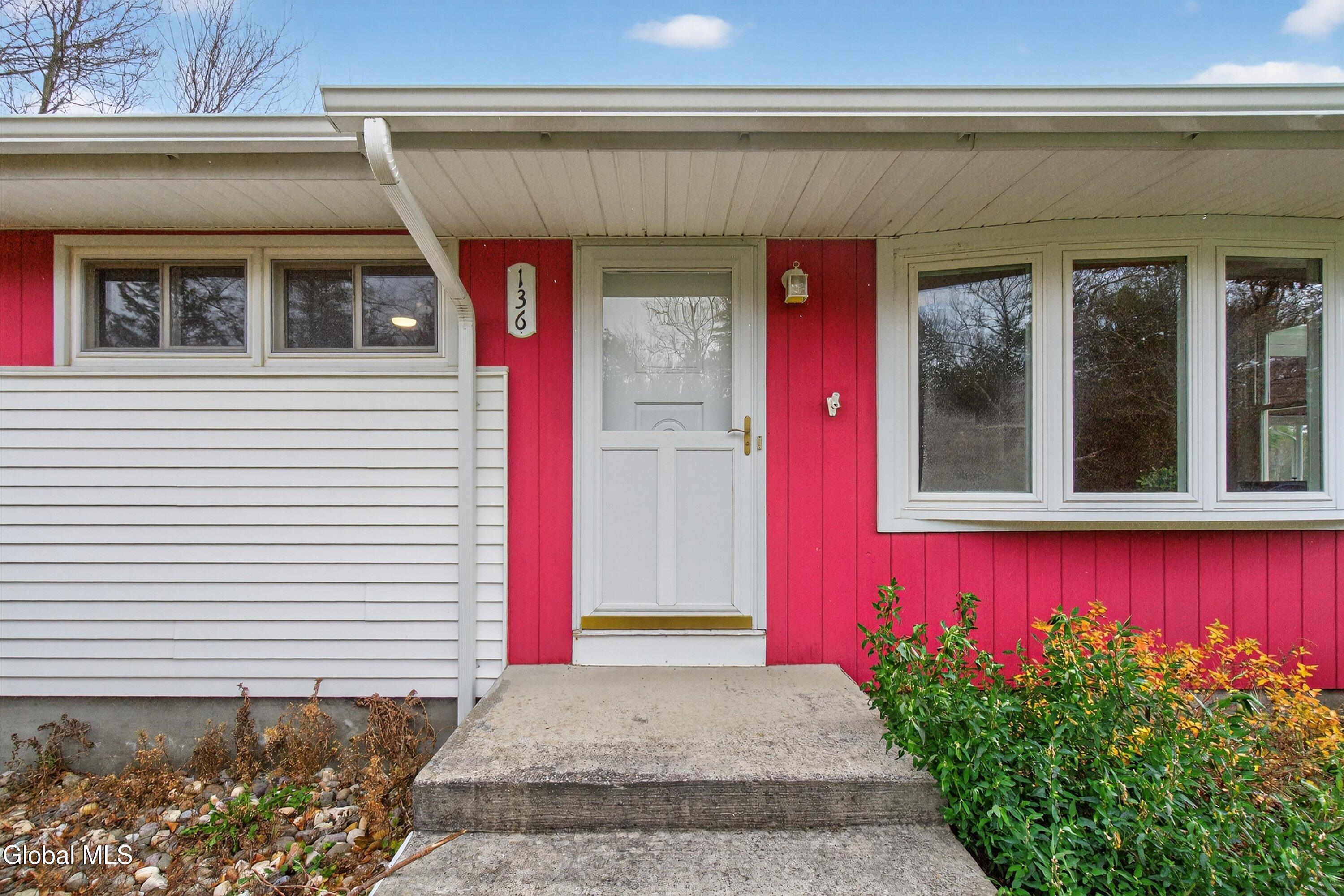 136 Stanton Road Coeymans, NY 12046 - Photo 6 of 44 54-136 Stanton Rd-54