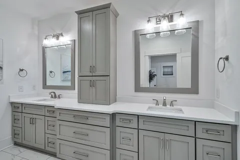 $650,000 | 1627 11th Avenue North, Nashville, TN 37208