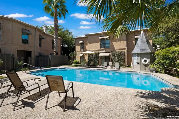 $290,000 | 7711 Broadway, Unit 20B, San Antonio, TX 78209