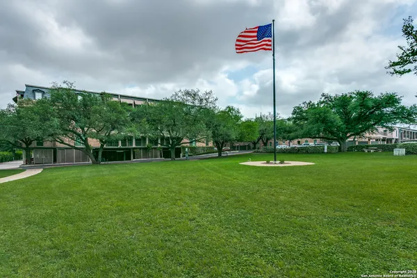 $290,000 | 7711 Broadway, Unit 20B, San Antonio, TX 78209