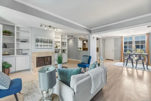 $290,000 | 7711 Broadway, Unit 20B, San Antonio, TX 78209