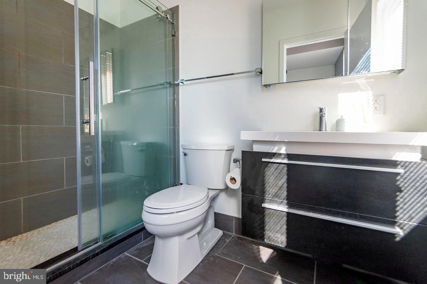 2159 East Gordon Street Philadelphia, PA 19125 - Photo 12 of 15