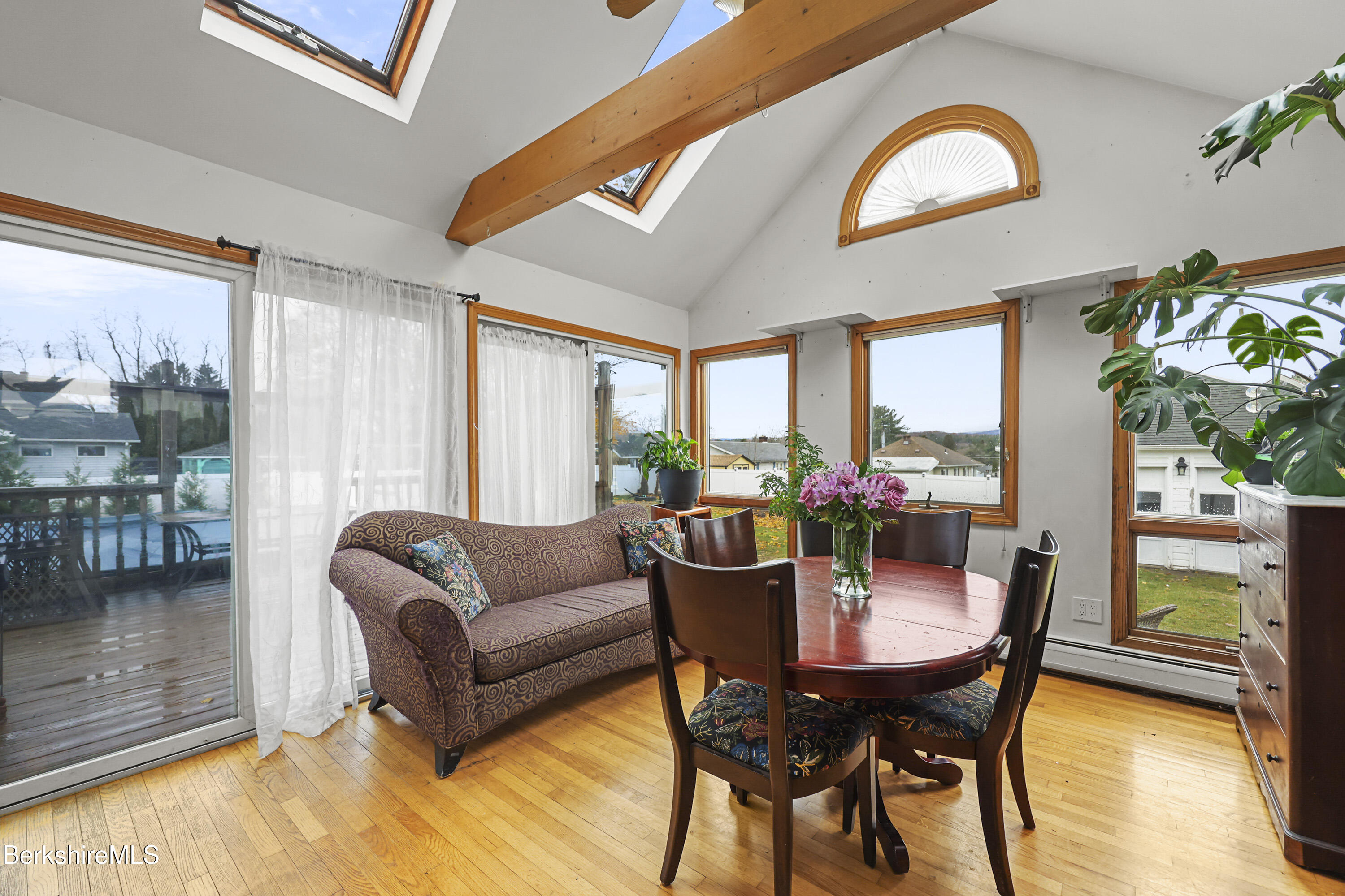 25 Calumet Street Pittsfield, MA 01201 - Photo 22 of 61 Dining Room