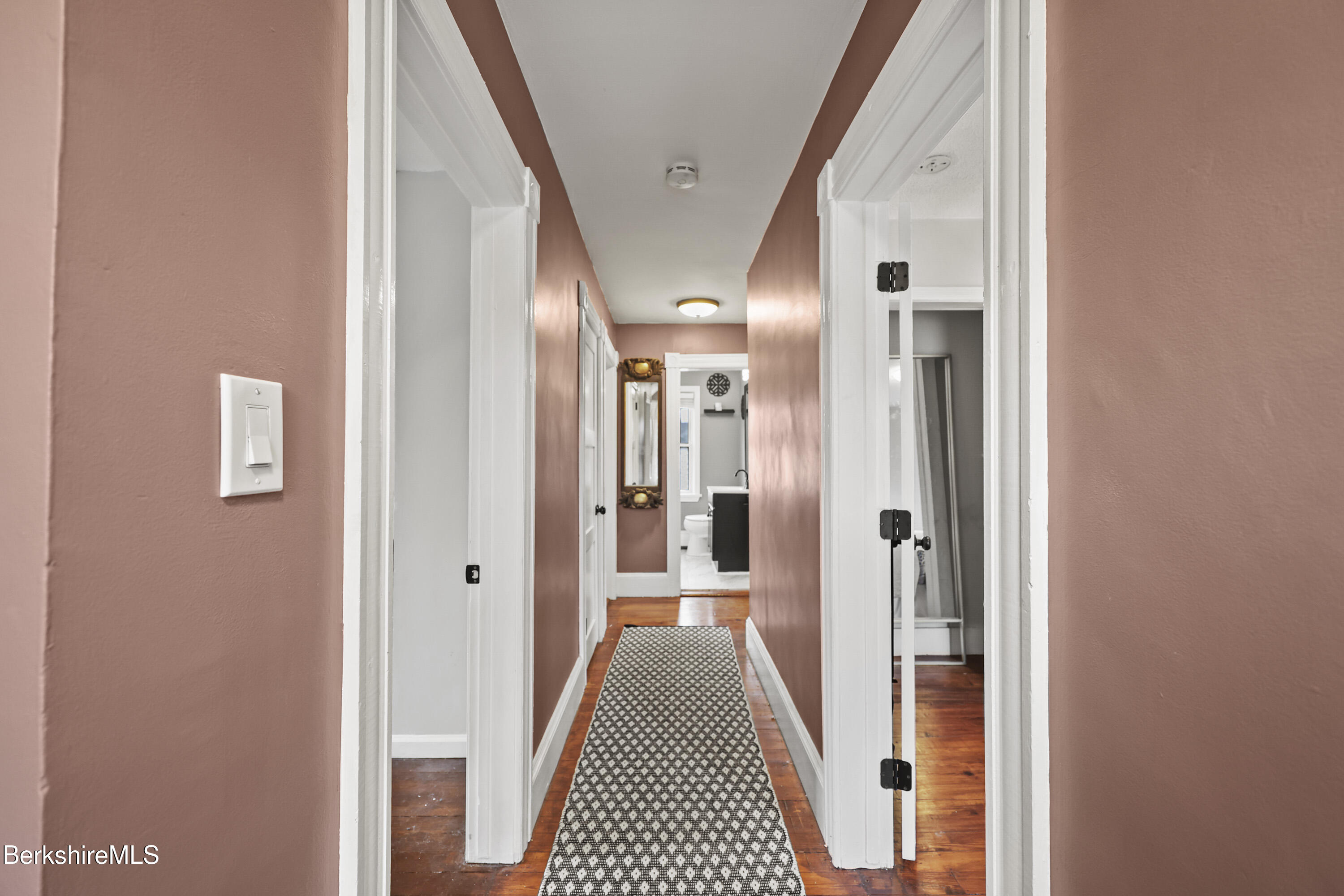 25 Calumet Street Pittsfield, MA 01201 - Photo 26 of 61 Second Floor Hallway