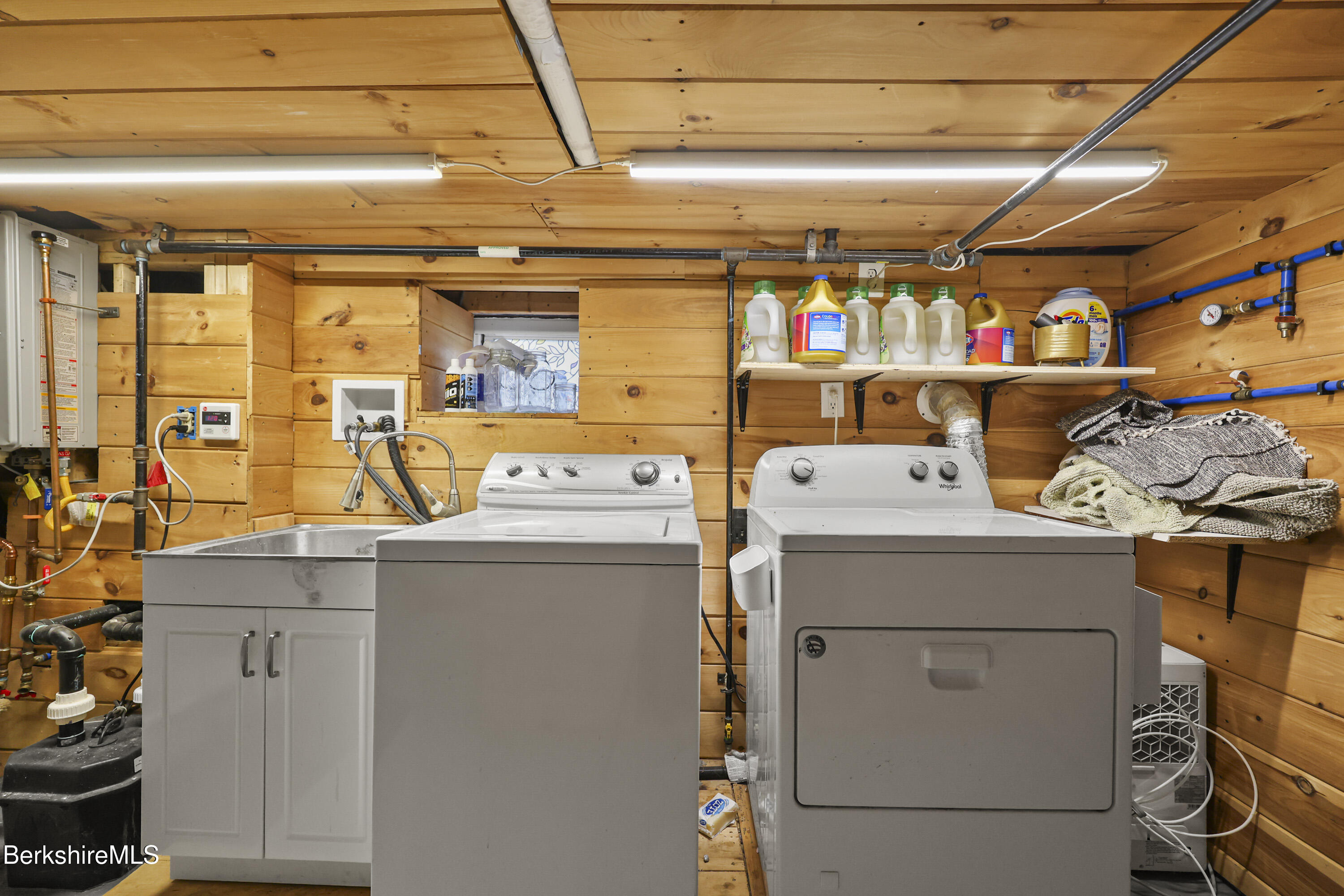 25 Calumet Street Pittsfield, MA 01201 - Photo 39 of 61 Lower Level