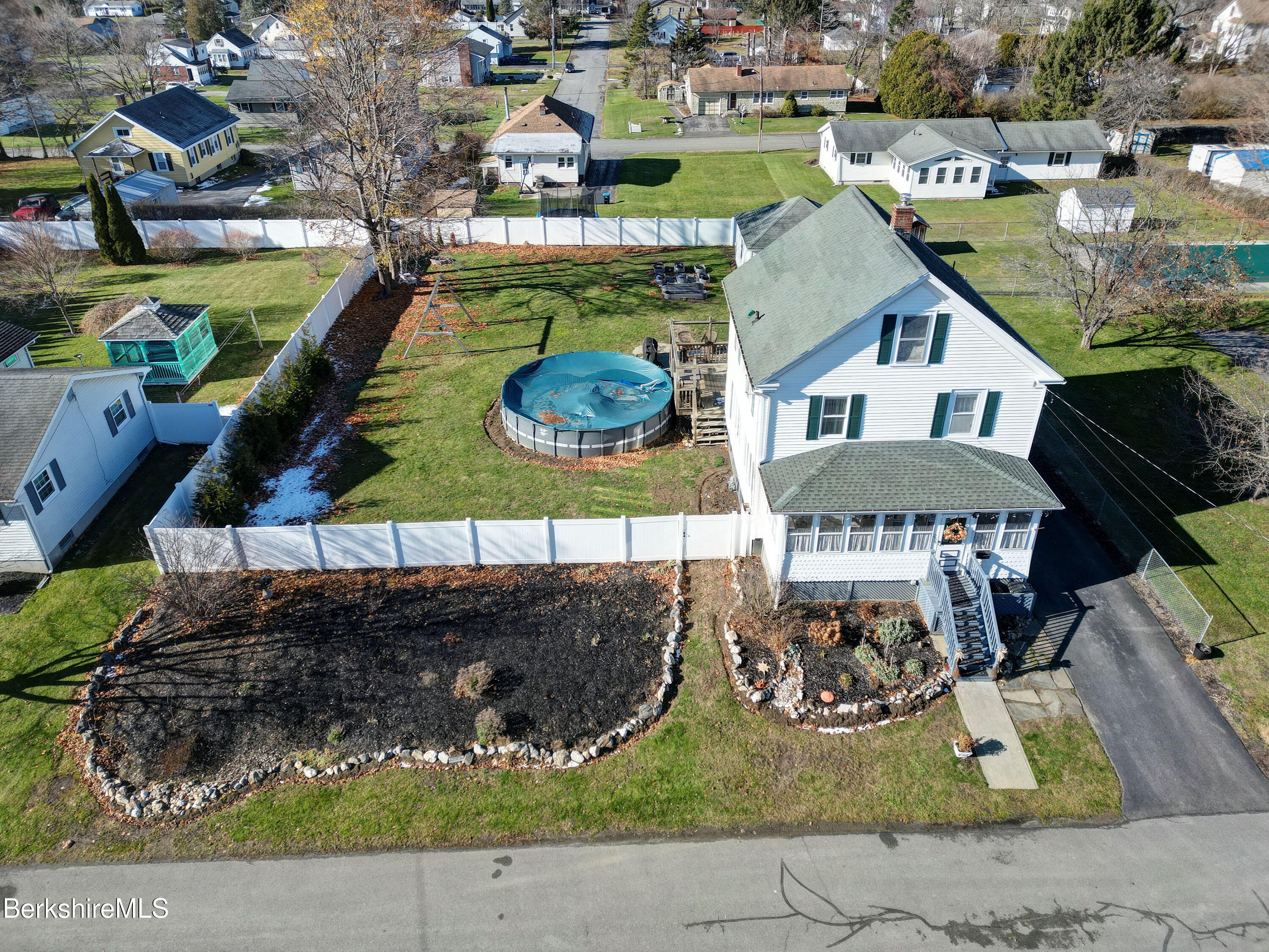 25 Calumet Street Pittsfield, MA 01201 - Photo 54 of 61 Aerial View