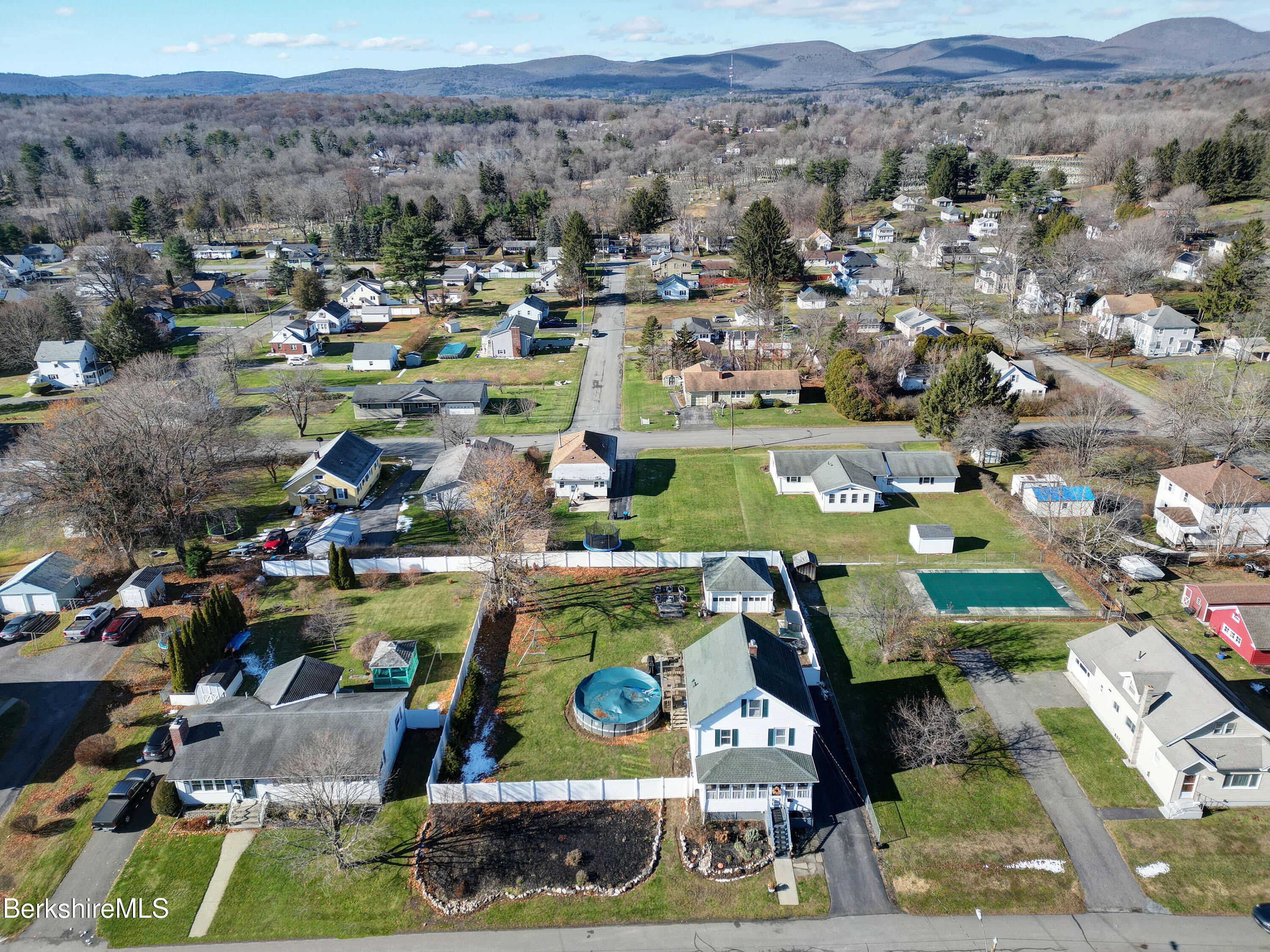 25 Calumet Street Pittsfield, MA 01201 - Photo 57 of 61 Aerial View