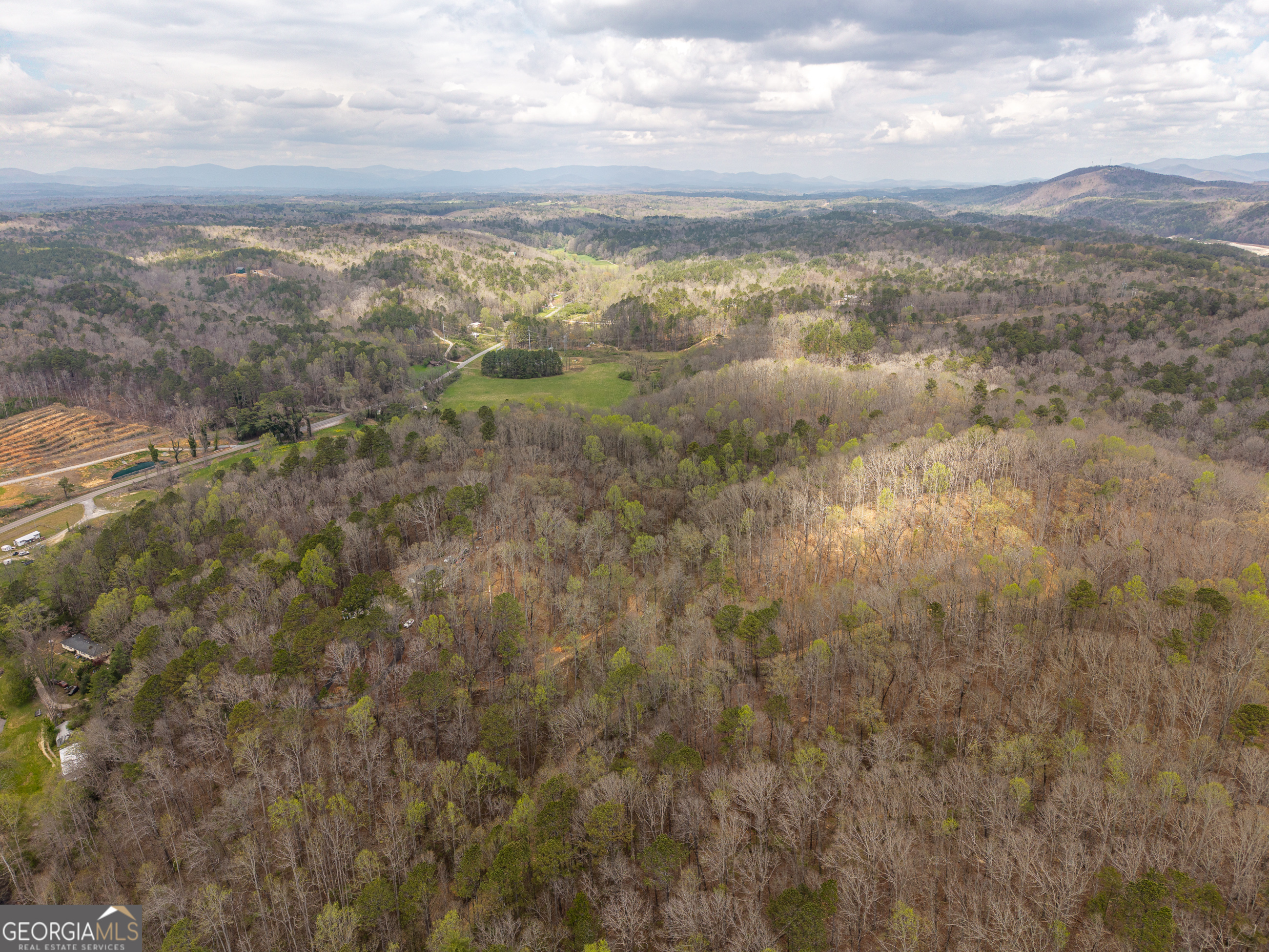 131 Nicholson Lane Talking Rock, GA 30175 - Photo 19 of 20 a view of city and mountain