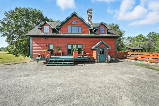 $890,000 | 62 Pine Valley Drive, Canaan, ME 04924