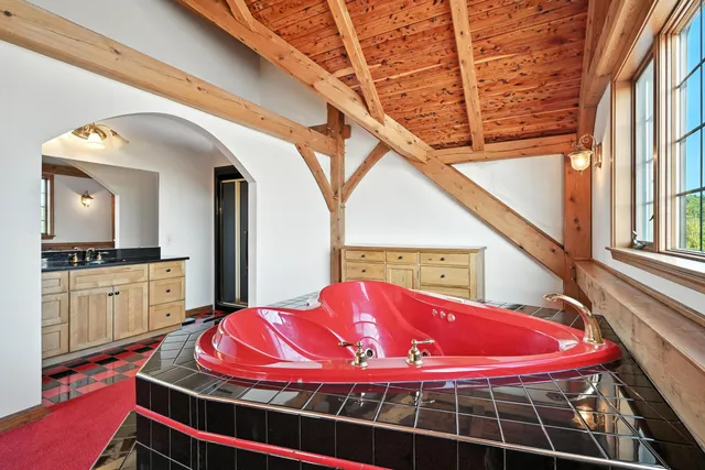 $890,000 | 62 Pine Valley Drive, Canaan, ME 04924