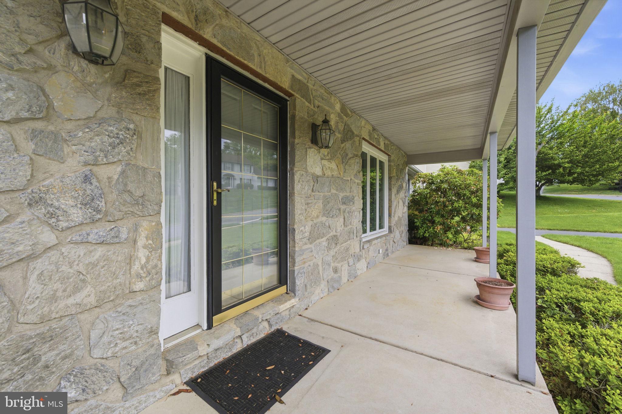 736 Letitia Drive Hockessin, DE 19707 - Photo 7 of 92 Front porch