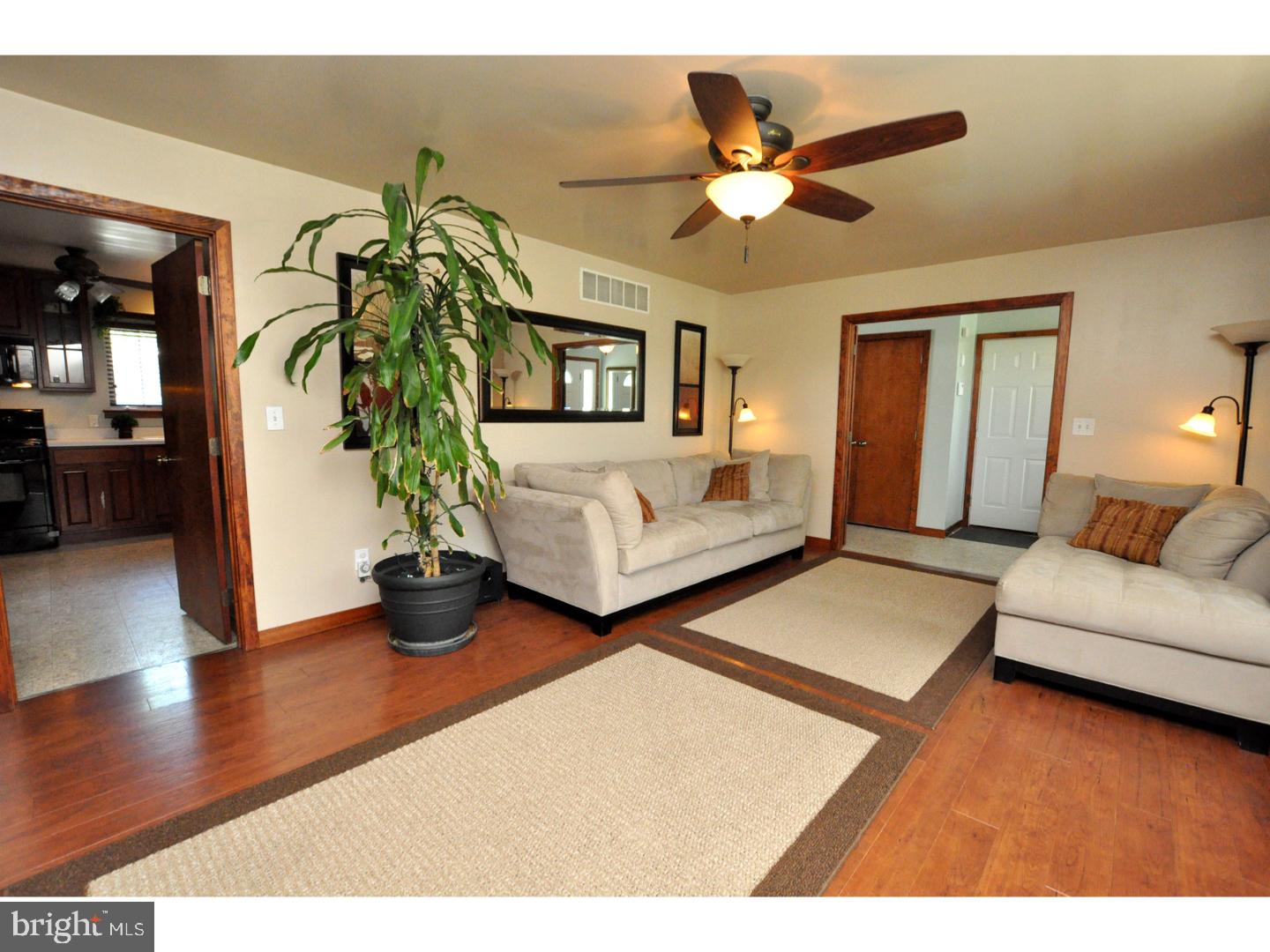 1002 Main Road Newfield, NJ 08344 - Photo 4 of 21