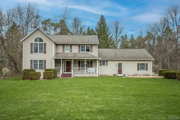 $499,999 | 8251 Kirkville Road, Manlius, NY 13082