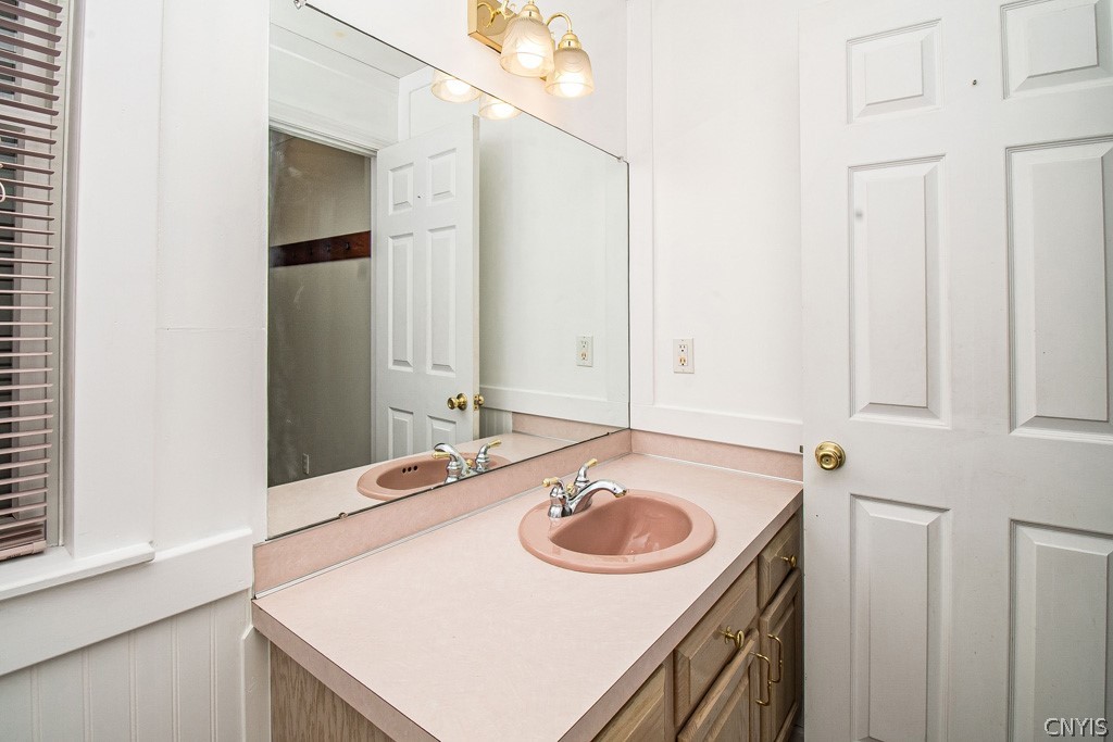 8251 Kirkville Road Manlius, NY 13082 - Photo 11 of 45 1/2 bath on main floor