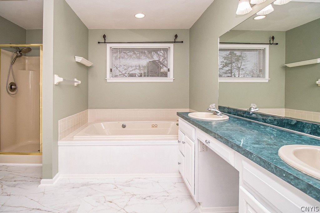 8251 Kirkville Road Manlius, NY 13082 - Photo 27 of 45 Double sinks