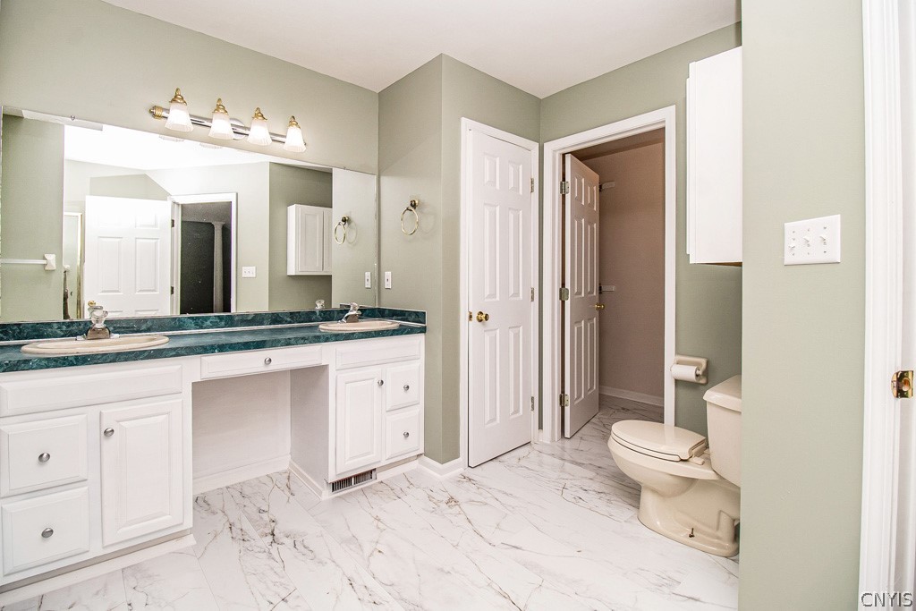 8251 Kirkville Road Manlius, NY 13082 - Photo 28 of 45 Walk-in closet