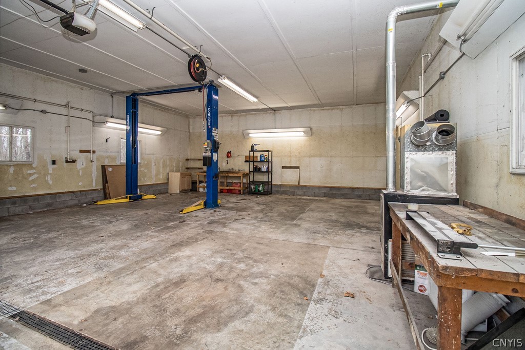 8251 Kirkville Road Manlius, NY 13082 - Photo 40 of 45 Car lovers dream space!