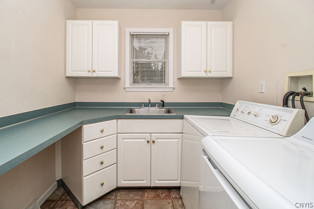 8251 Kirkville Road Manlius, NY 13082 - Photo 10 of 45 1st floor large laundry room