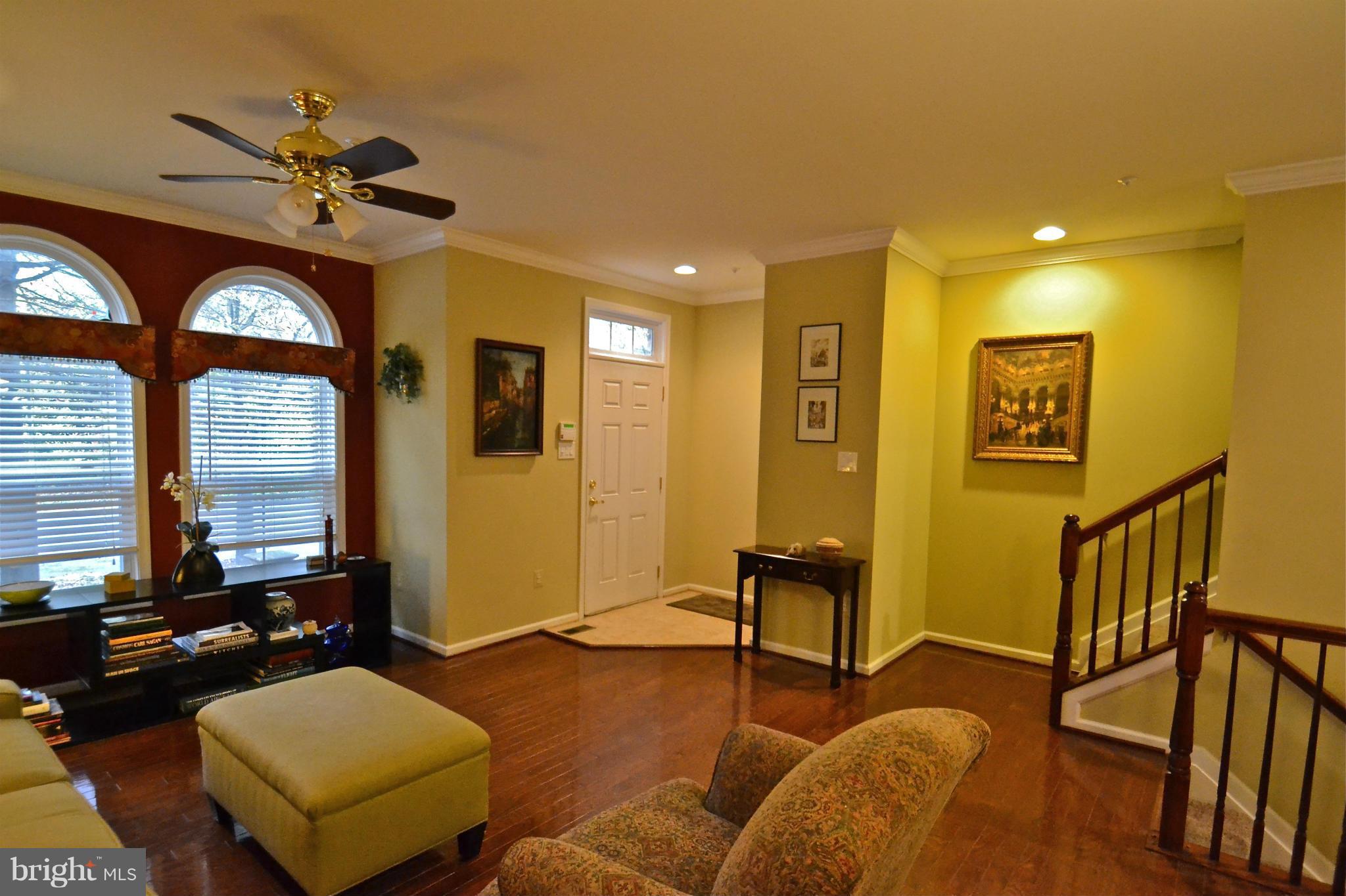 10204 Rutland Round Road, Unit 75 Columbia, MD 21044 - Photo 3 of 30 Entrance Foyer