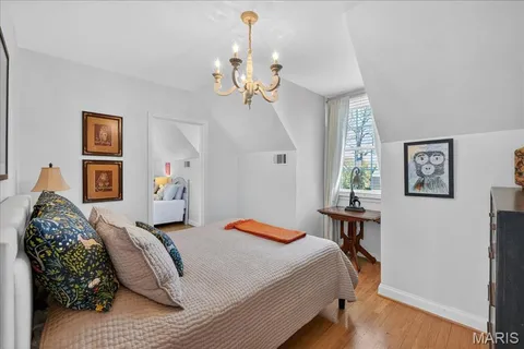 $599,900 | 1659 Dearborn Drive, St. Louis, MO 63122