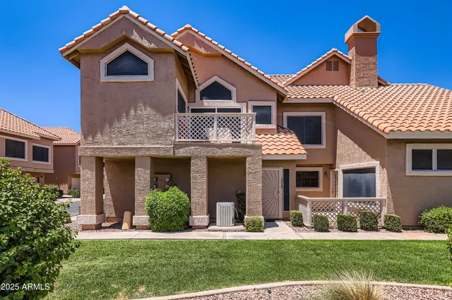 $324,600 | 1633 East Lakeside Drive, Unit 108, Gilbert, AZ 85234