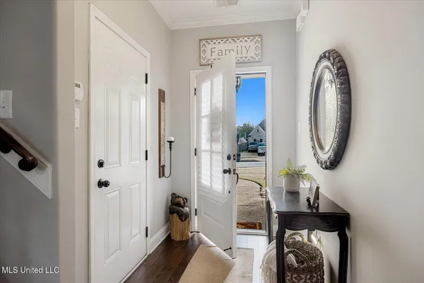 $335,000 | 552 Benton Drive, Nesbit, MS 38651