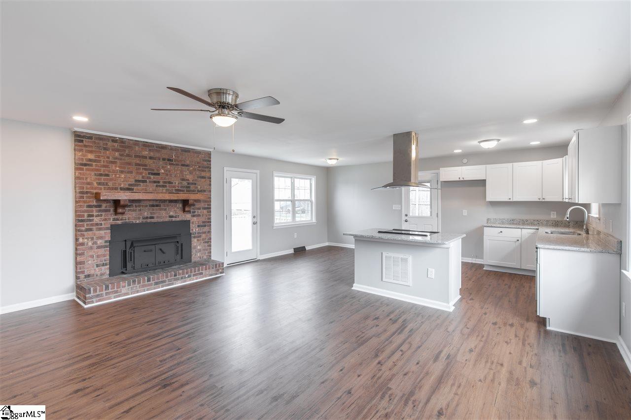 199 State Rd S-42-9783 Greer, SC 29651 - Photo 5 of 25 Gallery Image 5