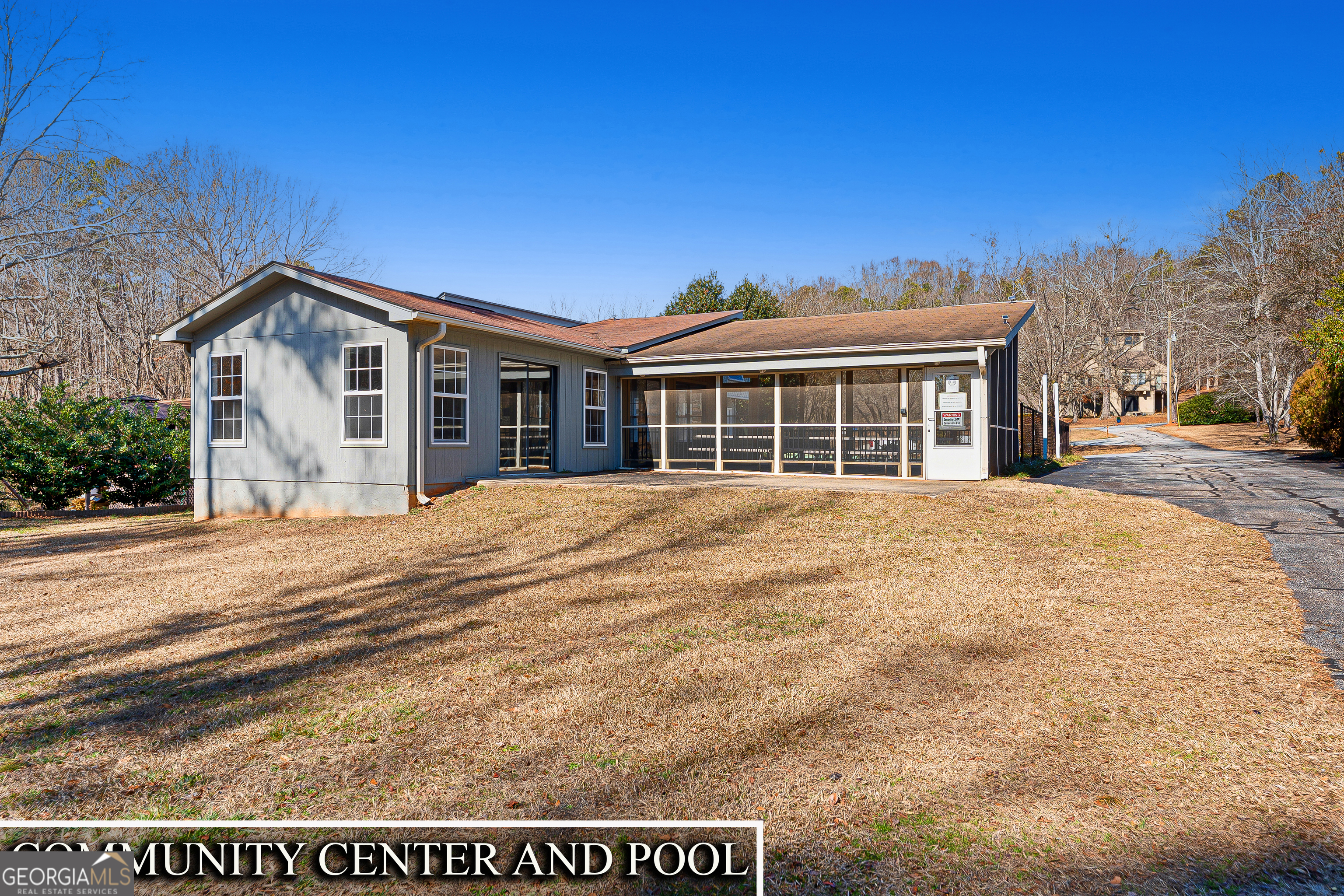 281 Cherokee Drive Fair Play, SC 29643 - Photo 26 of 29 a front view of a house with a garden