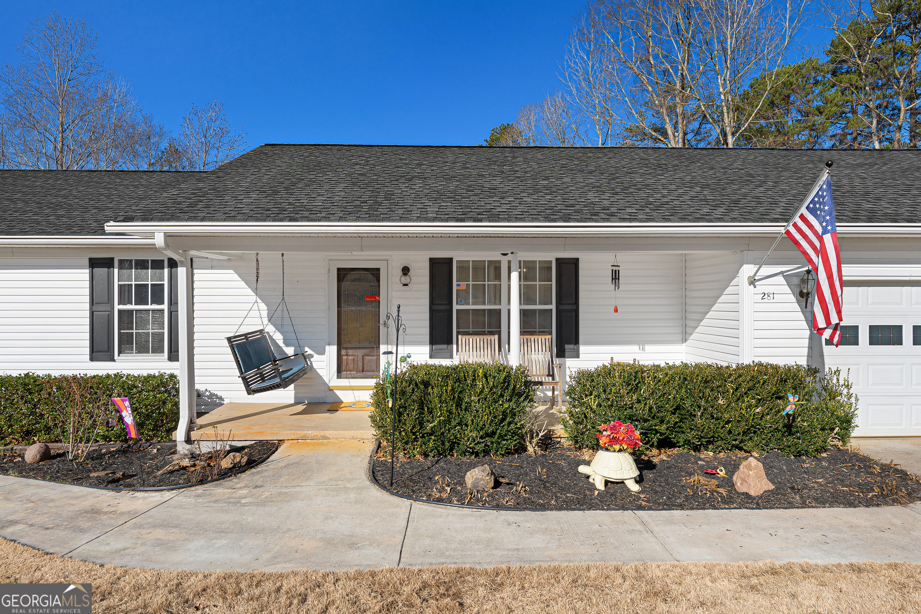 281 Cherokee Drive Fair Play, SC 29643 - Photo 6 of 29 a view of a house with sitting area