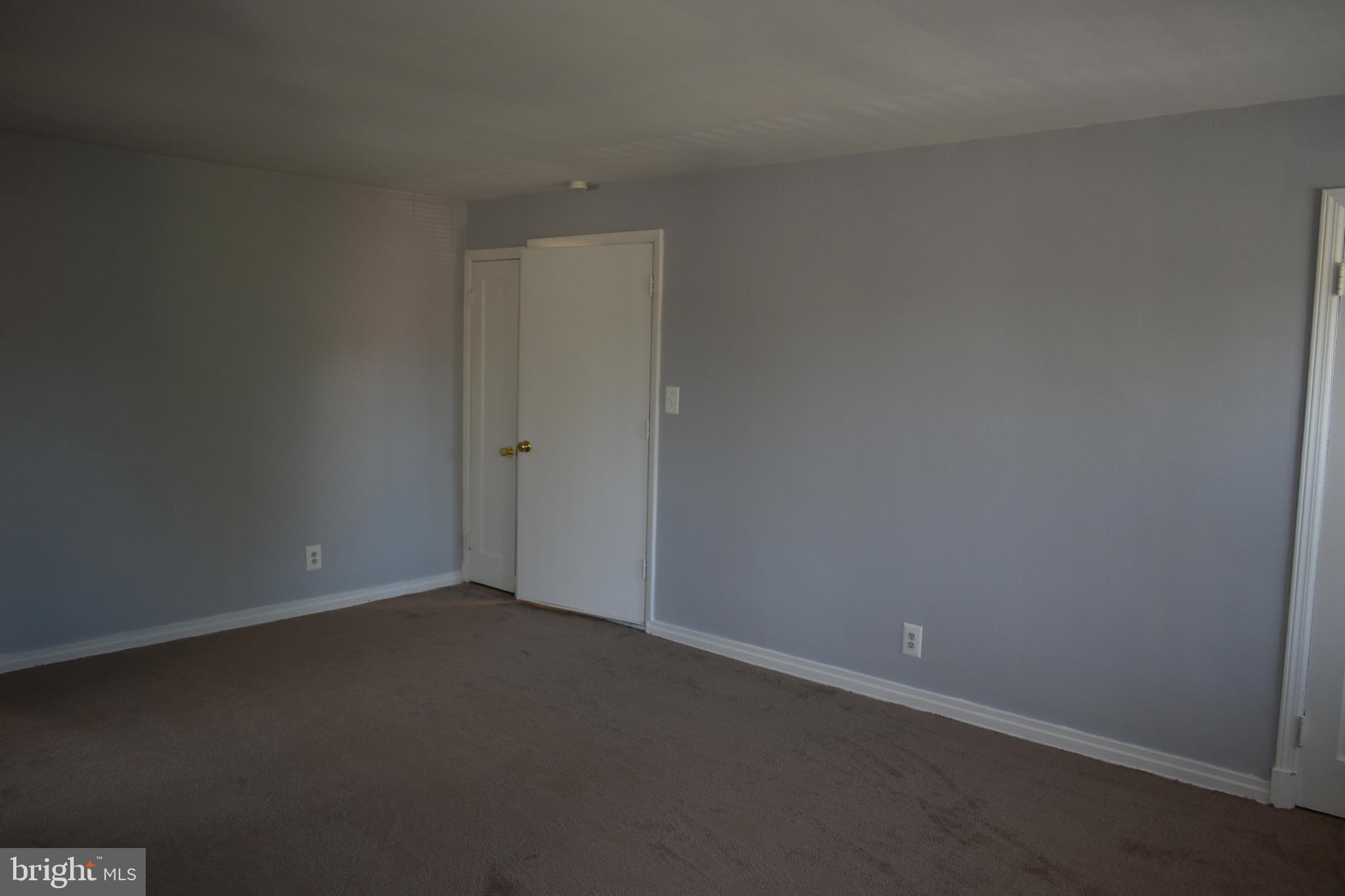 1722 Aberdeen Road Towson, MD 21286 - Photo 3 of 24