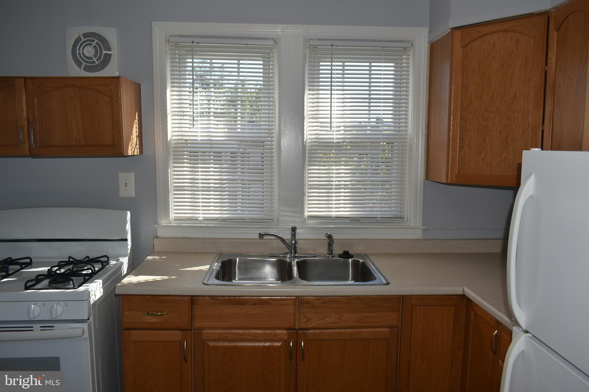 1722 Aberdeen Road Towson, MD 21286 - Photo 10 of 24