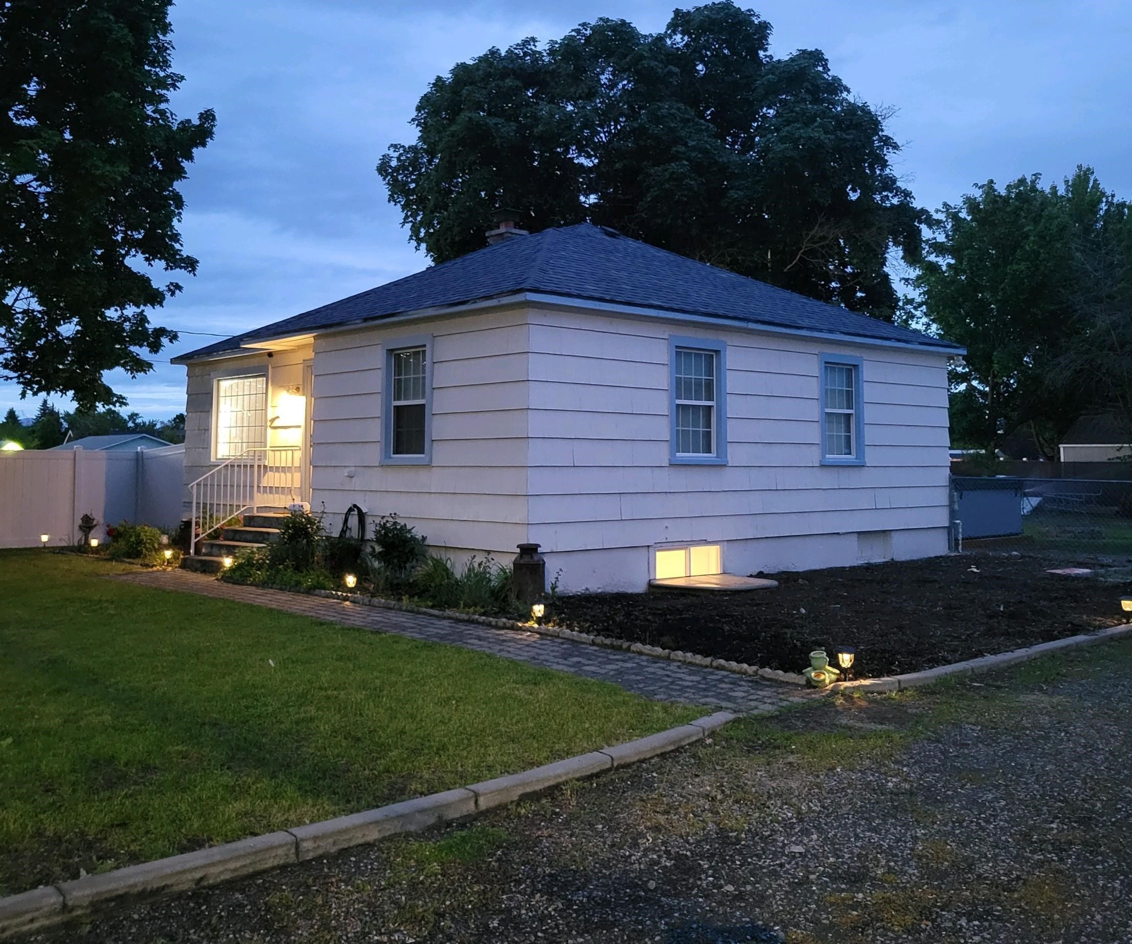 1012 North Vercler Road Spokane Valley, WA 99216 - Photo 4 of 36 Gallery Image 4