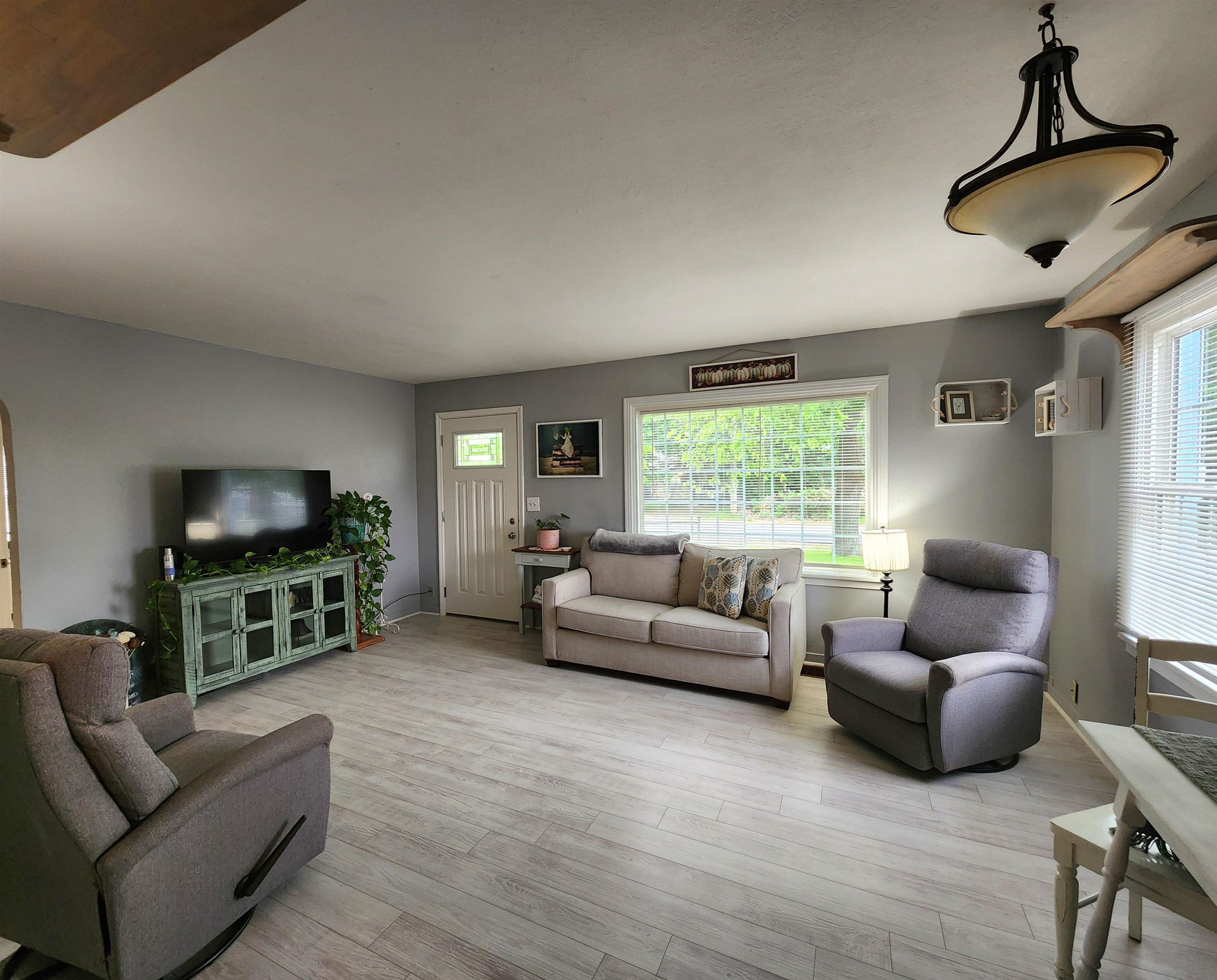 1012 North Vercler Road Spokane Valley, WA 99216 - Photo 8 of 36 Gallery Image 8