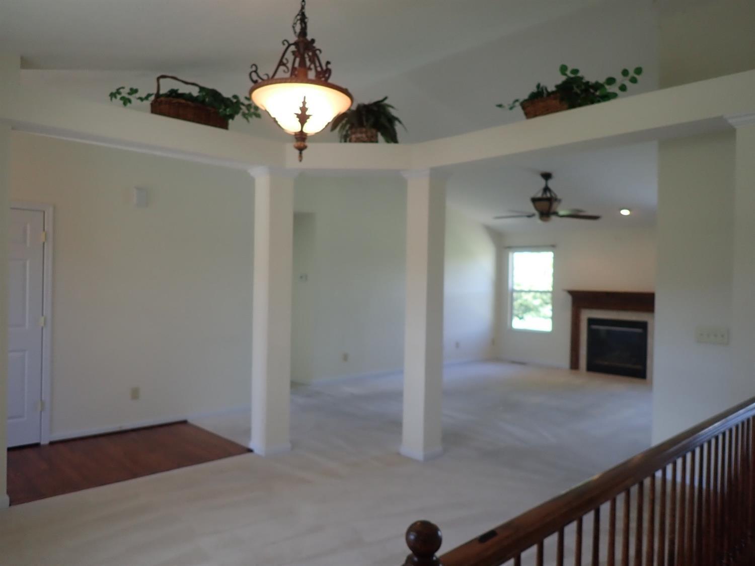 6305 SHOREACRES Court Hamilton, OH 45011 - Photo 6 of 31