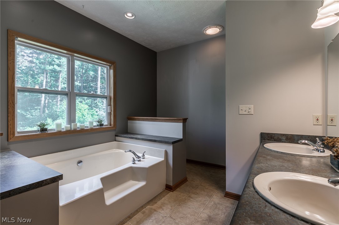 11270 Sherman Road Chardon, OH 44024 - Photo 12 of 26 Gallery Image 12