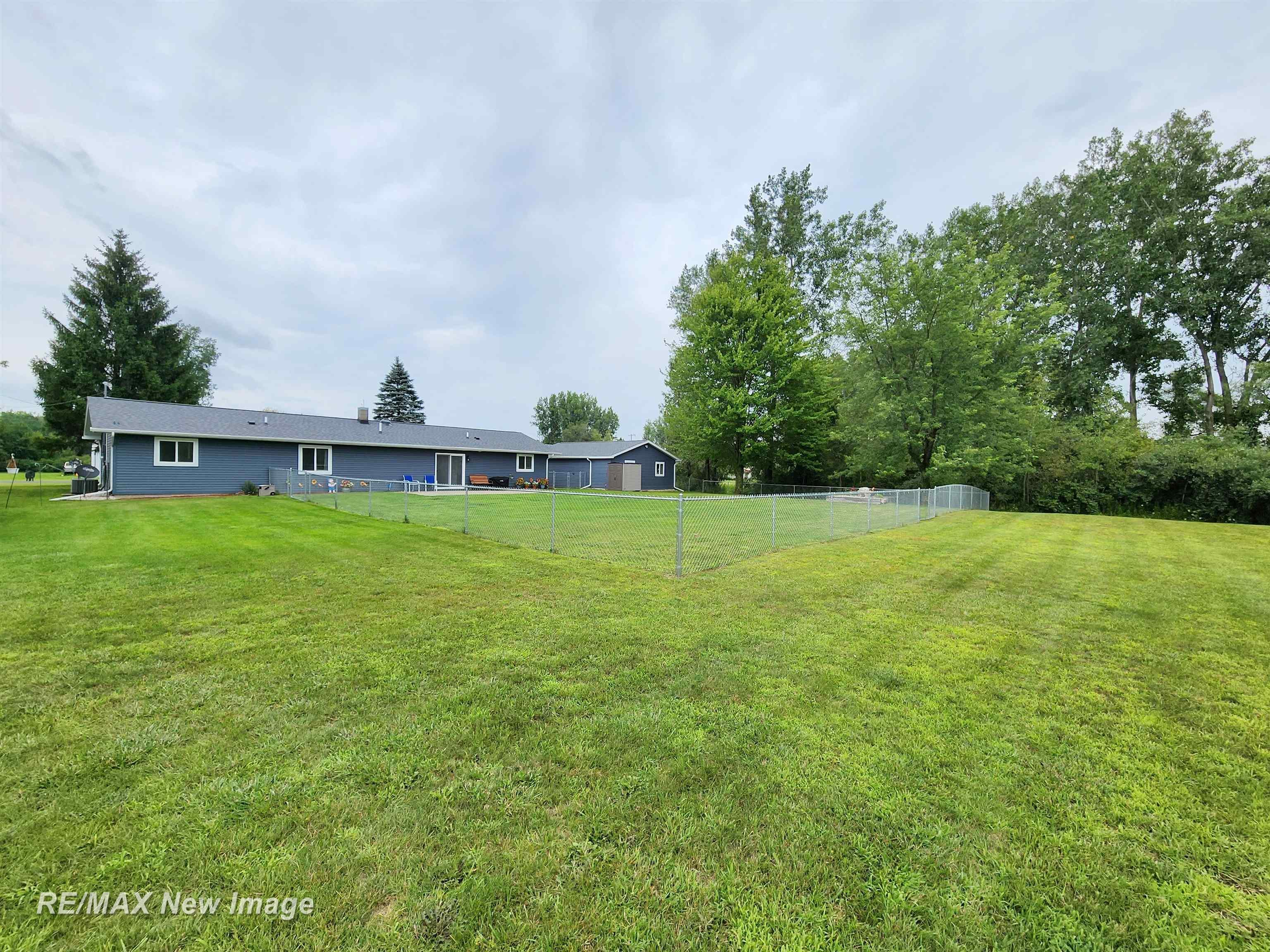 2117 West Erickson Road Linwood, MI 48634 - Photo 57 of 62