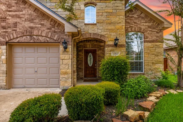 $399,000 | 13812 Long Shadow Drive, Manor, TX 78653
