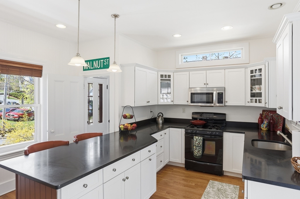 26 Walnut Street Maynard, MA 01754 - Photo 18 of 38
