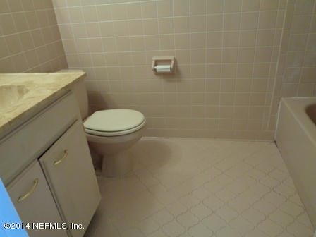 3401 Washburn Road Jacksonville, FL 32250 - Photo 29 of 33 washburn hall bth