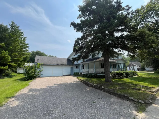 $199,000 | 719 Jefferson Street, Alexandria, MN 56308