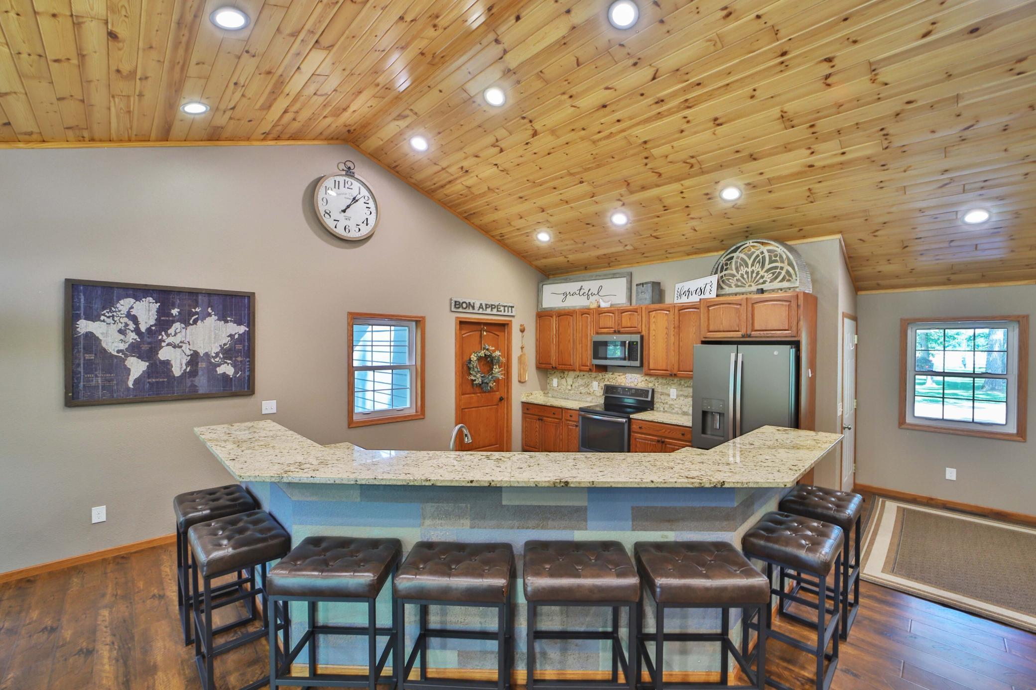 2311 East River Road Motley, MN 56466 - Photo 4 of 53