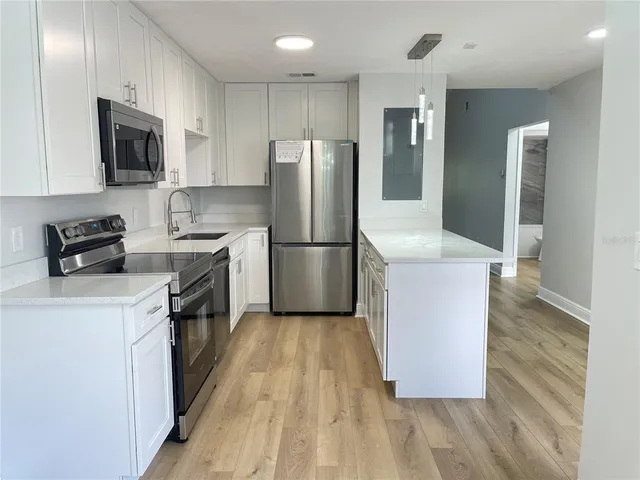 $245,000 | 5395 Vineland Road, Unit S, Orlando, FL 32811