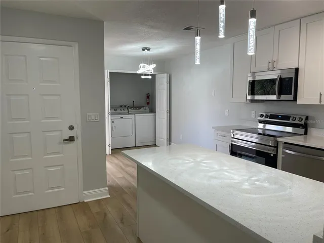 $245,000 | 5395 Vineland Road, Unit S, Orlando, FL 32811