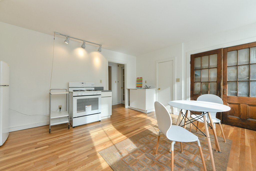 10 Winchester Street, Unit 3 Boston, MA 02116 - Photo 5 of 10