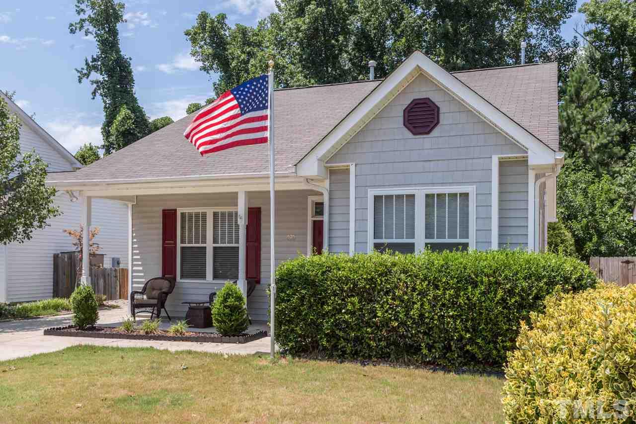 1020 Shackleton Road Apex, NC 27502 - Photo 3 of 7 Gallery Image 3