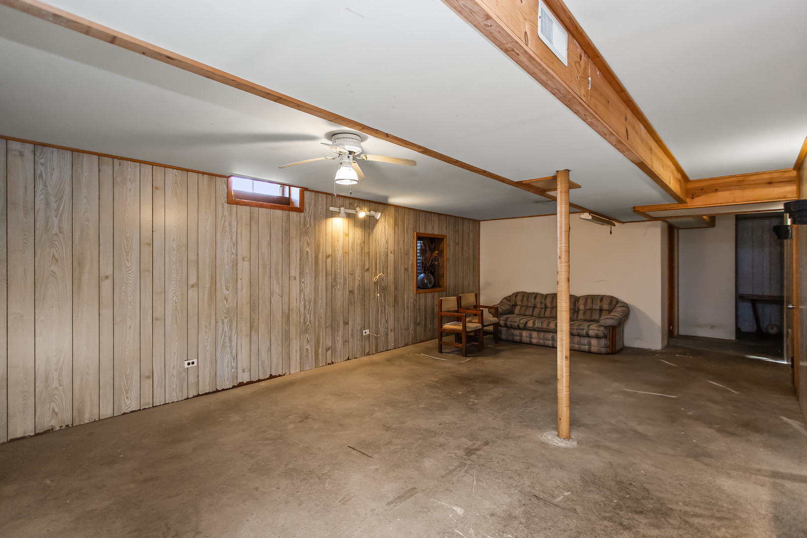 134 Virginia Court Streamwood, IL 60107 - Photo 19 of 25 a view of a room with gym equipment