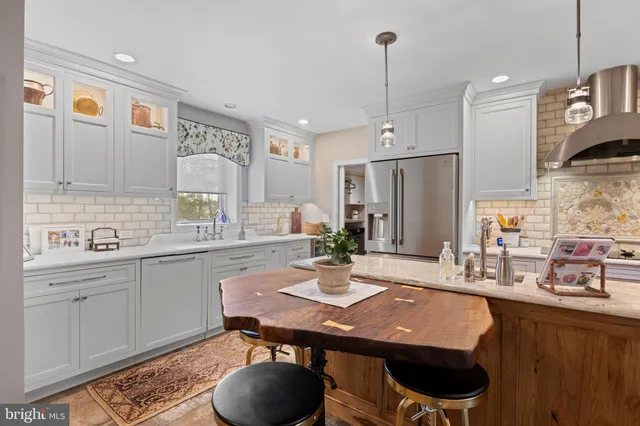 $1,400,000 | 6760 Chapel Road, New Hope, PA 18938