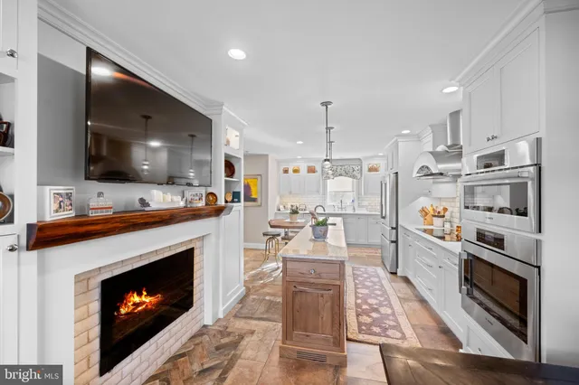 $1,400,000 | 6760 Chapel Road, New Hope, PA 18938