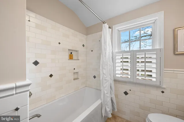 $1,400,000 | 6760 Chapel Road, New Hope, PA 18938